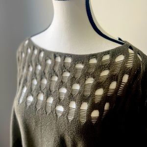 Simply Vera Wang | Poncho Sweater | One Size | Green